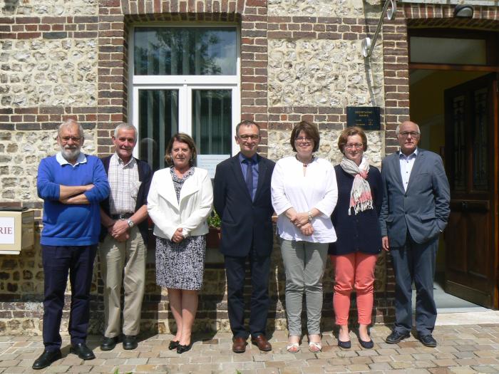Photos des 7 maires.JPG